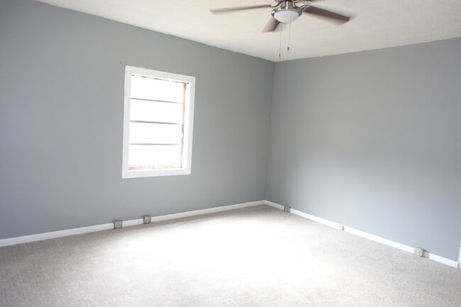 Photo - 3718 Charles St