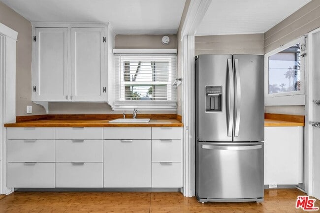 Photo - 609-602 Milwood Ave