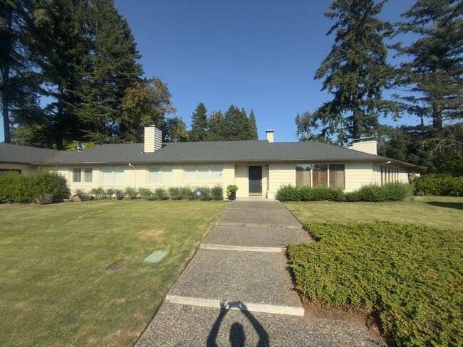 Photo - 3900 SW 75th Ave