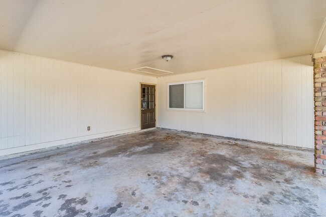 Photo - 314 San Carlos Cir
