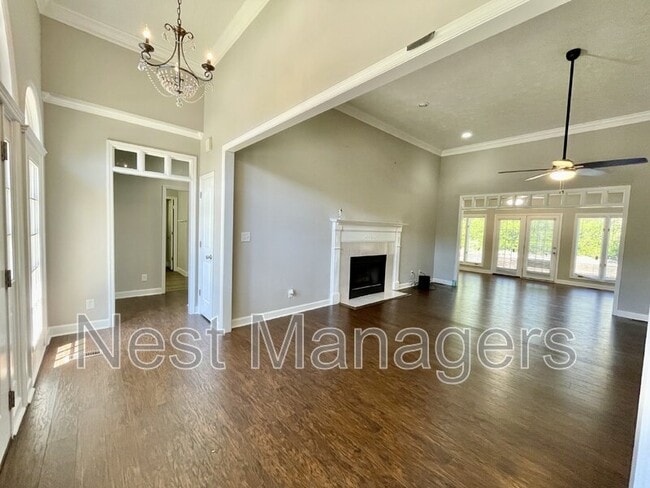 Photo - 6214 Kirkwall Rd
