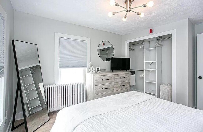 Photo - 14 Brinley St Condo