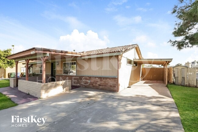 Photo - 13249 N 14th Dr