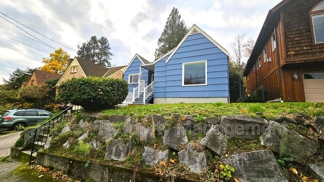 Photo - 139 S Lafayette Ave