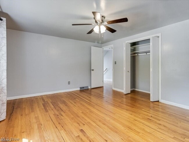 Photo - 2348 Saybrook Rd