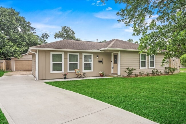 Photo - 5755 Belvedere Dr