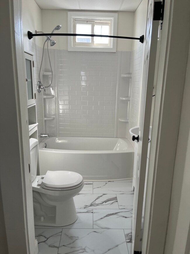 Photo - 49 Middlesex St