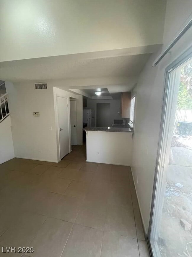 Photo - 108 Boysenberry Ln