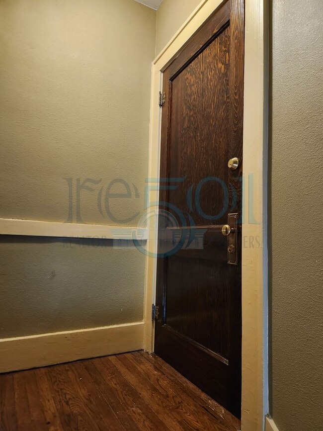 Photo - Newly Renovated Immaculate Condo In Hillcrest!!!!! Just Blocks from UAMS!! Unit D