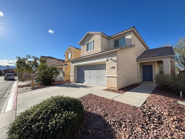 Building Photo - Gorgeous 3bed / 2.5bath home in the Silverstone Ranch community!
