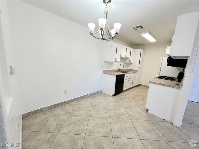 Building Photo - 4730 E Craig Rd Unit 2069 Rental