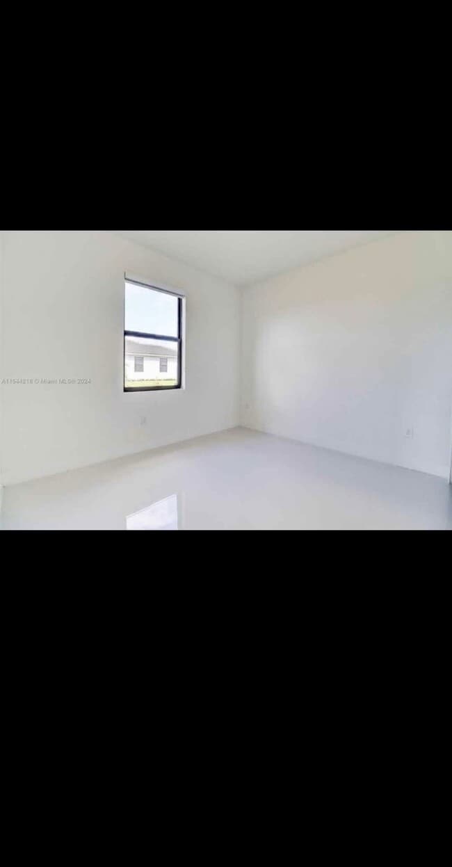 Photo - 30870 SW 192nd Ave Unidad #2