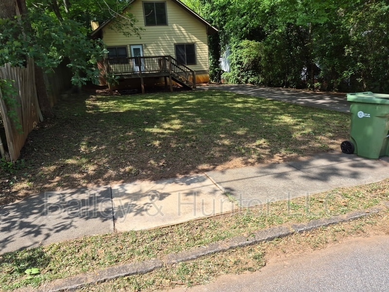 Photo - 250 Hendrix Ave SW
