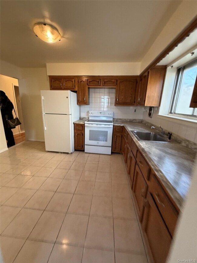 Photo - 2813 Gunther Ave