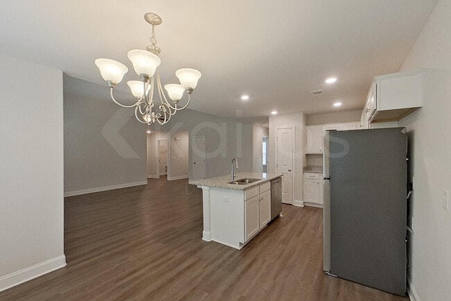 Photo - 106 Western Red Cedar Dr