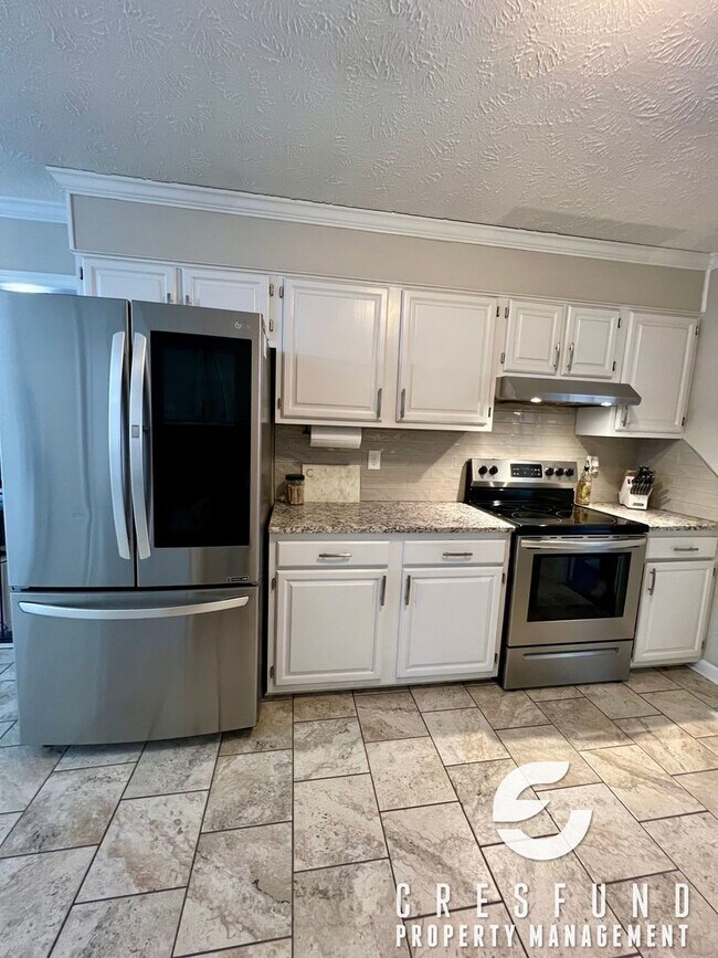 Photo - 2020 Penrose Dr