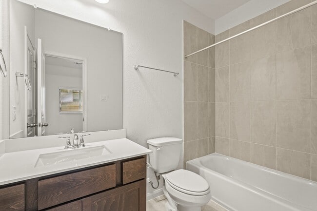 Photo - 1420 Florecer Ln