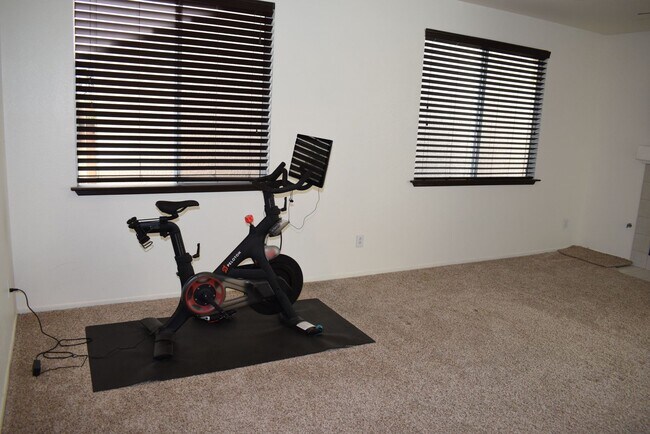 Photo - 9298 Marlemont Cir