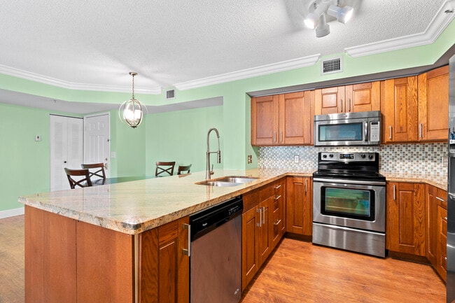 Photo - 140 Yacht Club Way Unit 207