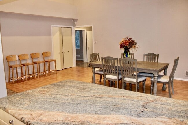 Photo - 3443 Buena Rd