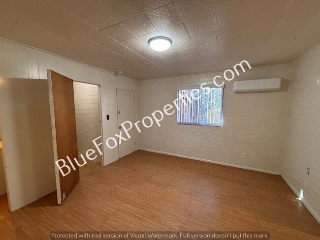 Photo - 809 N Irving Cir