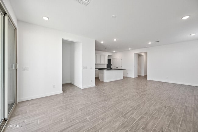 Photo - 17017 W Molly Ln