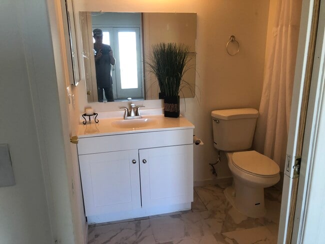 Photo - 7095 Burcot Ave