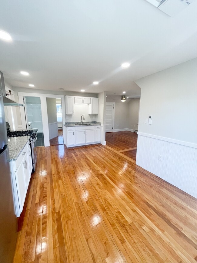 Building Photo - 14 Schley St Unit 3 Rental