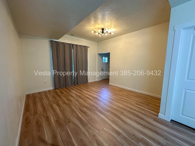 Photo - 2538 Orchard Ave