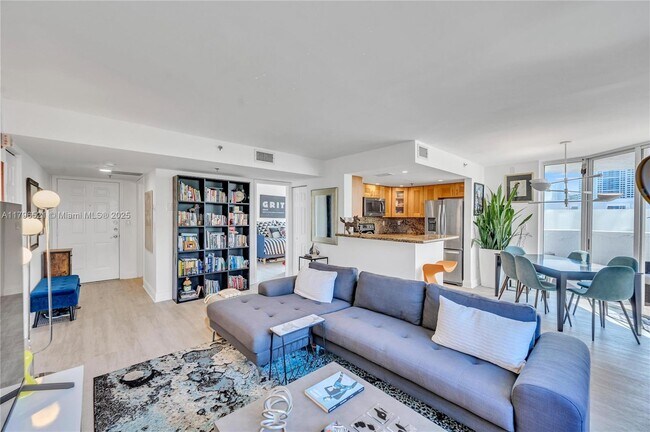 Photo - 1621 Bay Rd Unidad 508