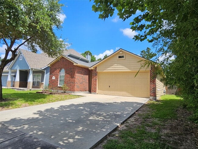 Photo - 1079 Shadow Glenn Dr