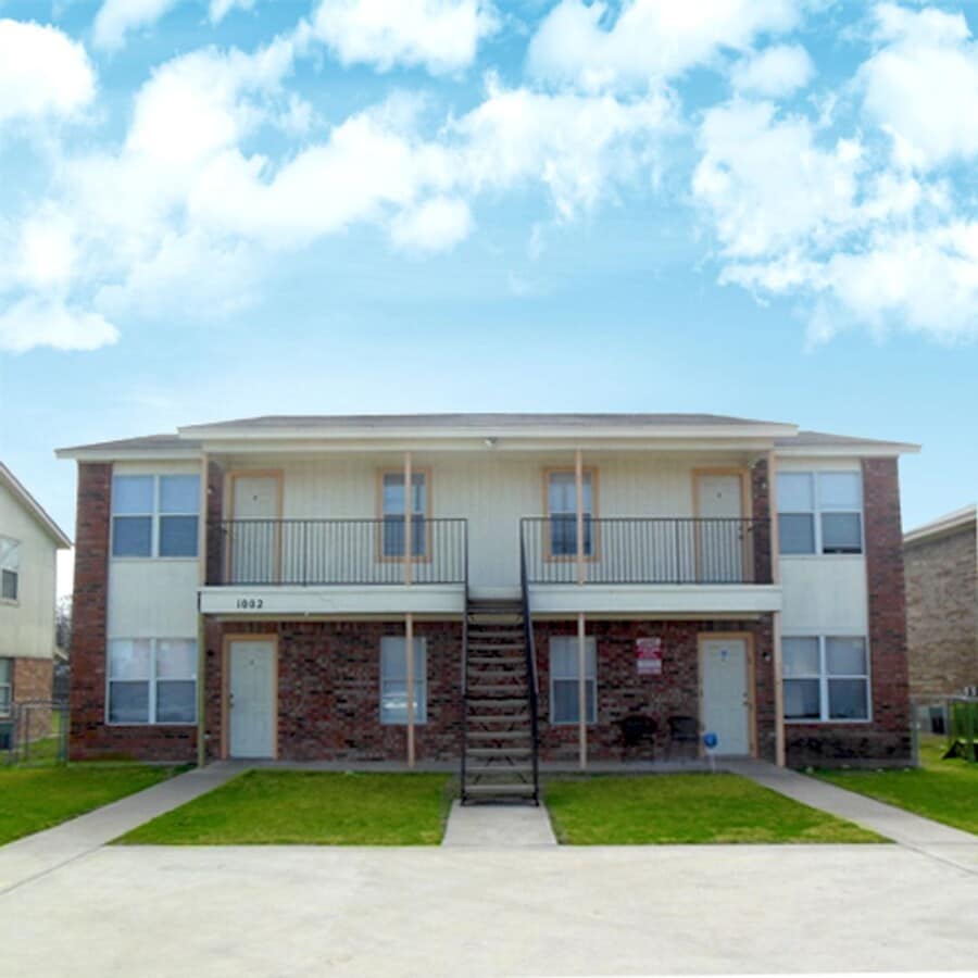 Photo - 1002 Circle M Dr Unit Apt B
