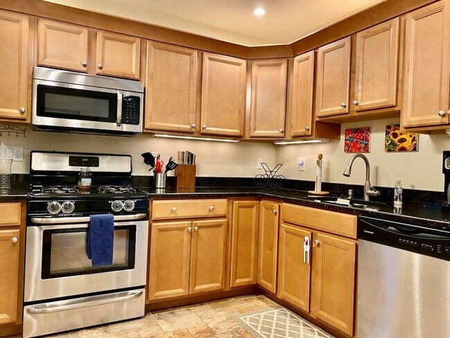 61 Callender Ave Unit 2