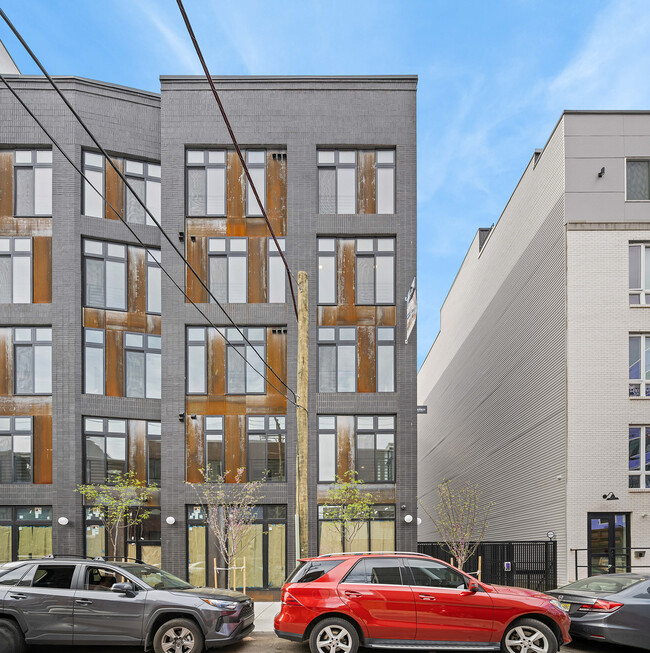 Photo - The Bromley Loom House