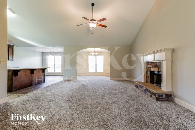 Photo - 1028 Lake Vista Dr