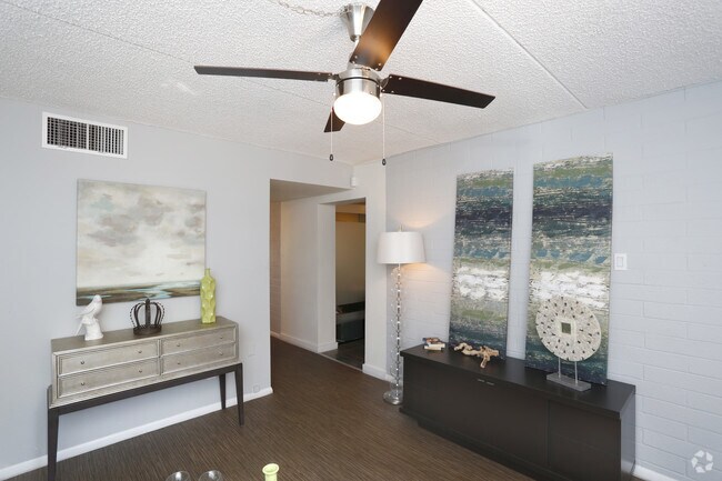 Sala de estar - Westmount at Downtown Tempe Apartments