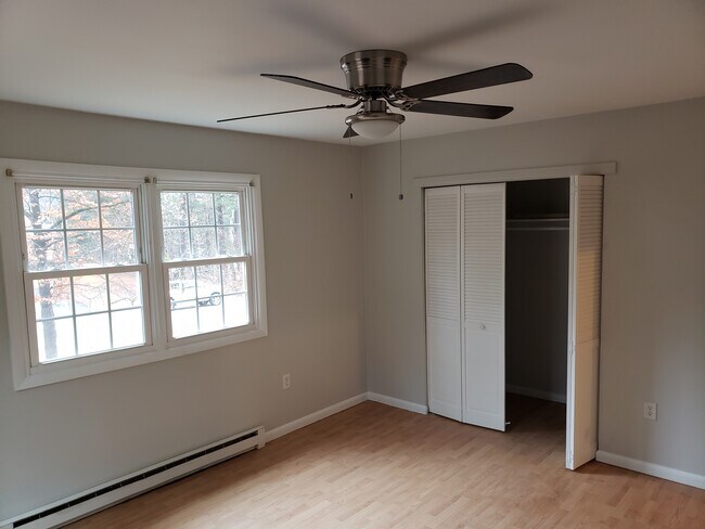 Photo - 10 Hammond Dr Unit B