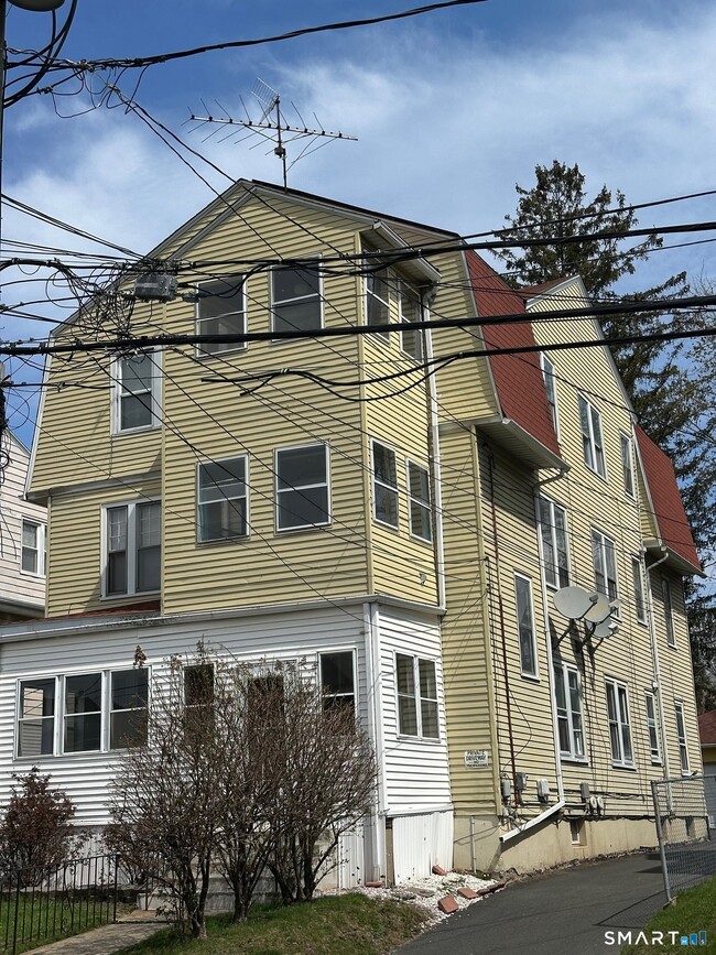 Photo - 448 Hillside Ave Unit 2