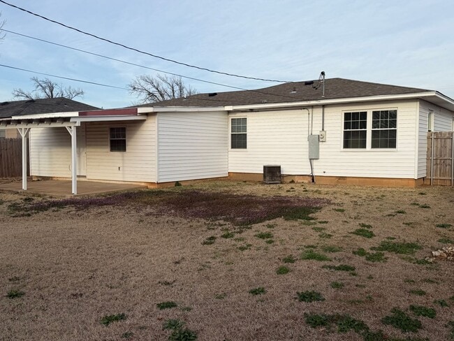 Photo - 4004 Blaine Rd