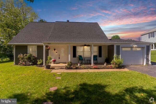 Building Photo - 13302 Point Pleasant Dr Rental