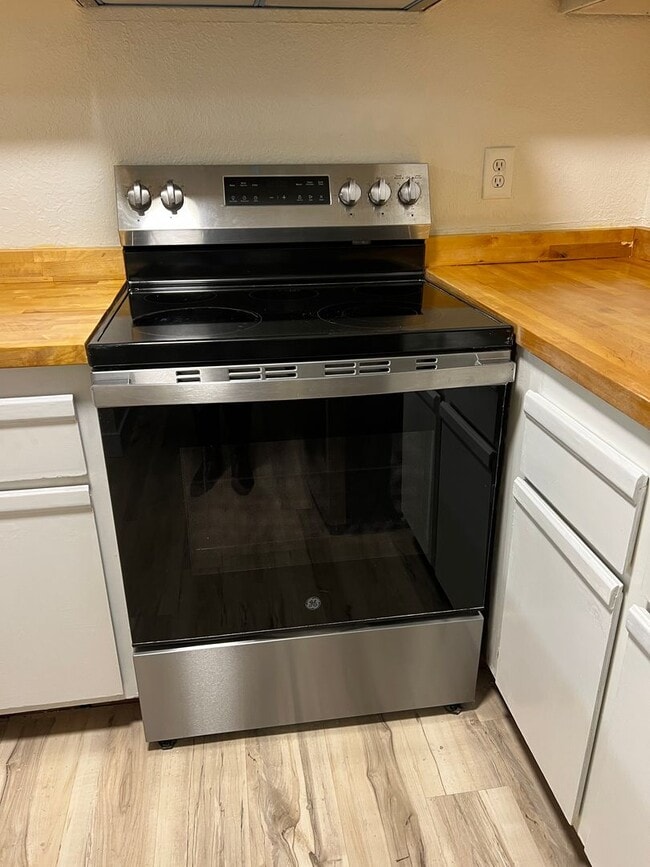 Photo - 1019 Dornajo Way