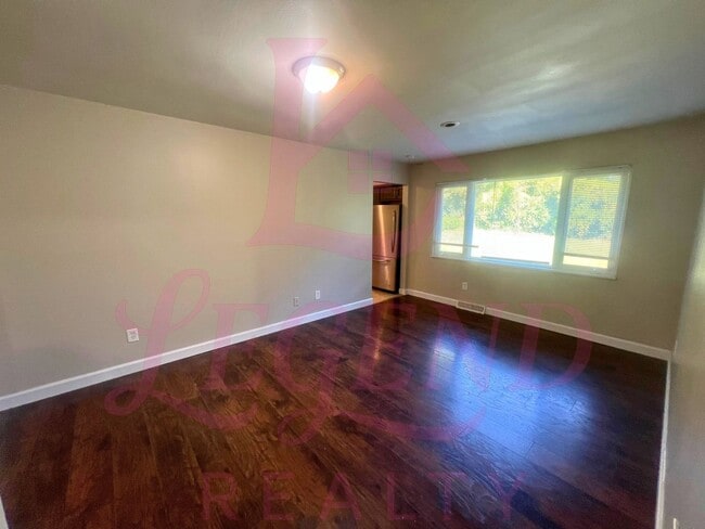 Photo - Charming 3-Bedroom 2 Full Bathroom Home