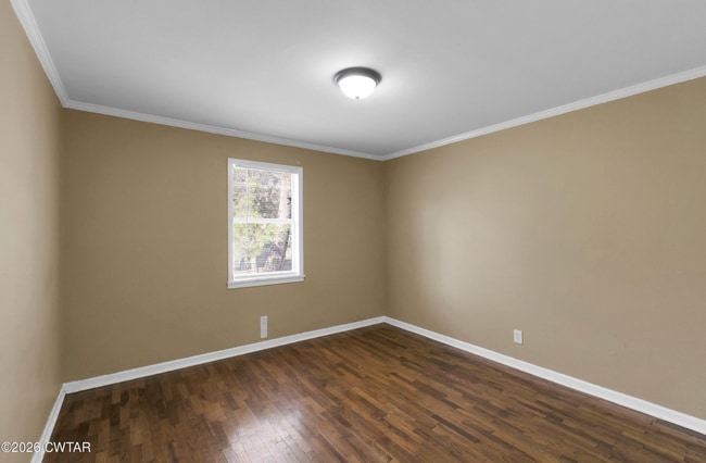 Photo - 927 E College St