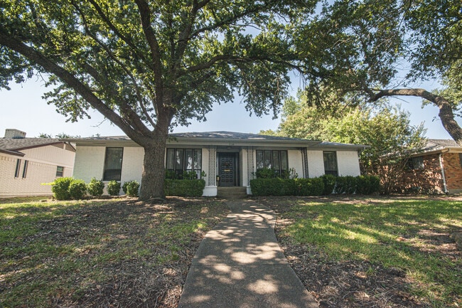 Building Photo - 2334 Babalos Ln Rental