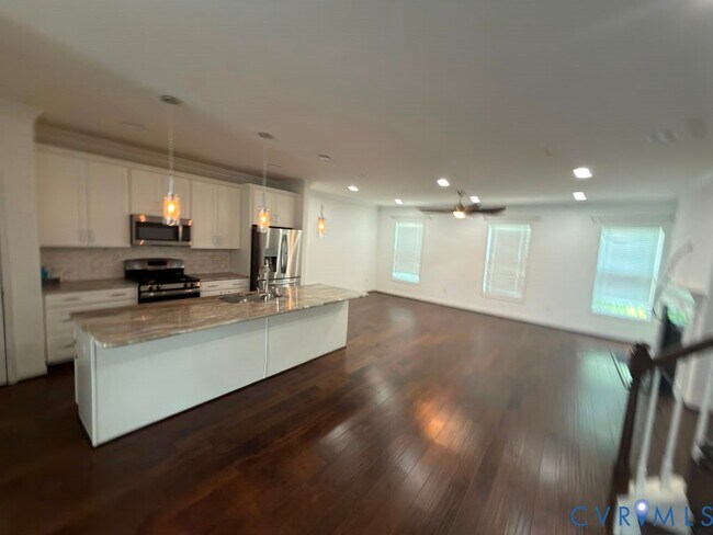 Photo - 11403 Hayloft Ln