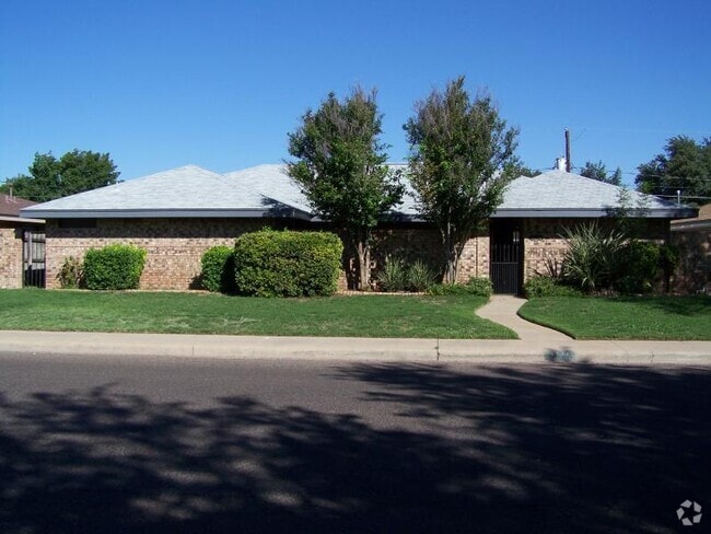 Building Photo - 4204 St Andrews Dr Rental