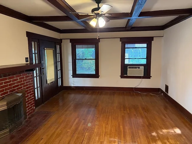 Photo - 1262 N Hudson Ave Unidad 1262