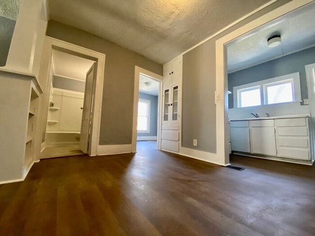 Photo - Niles 2 bedroom/1 bath unit