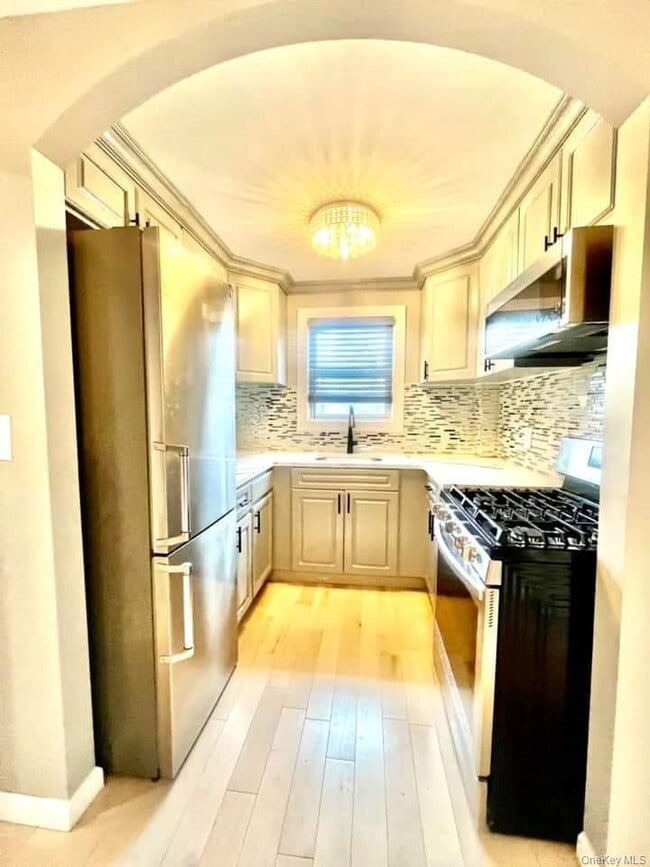 Photo - 118 Sheridan Ave