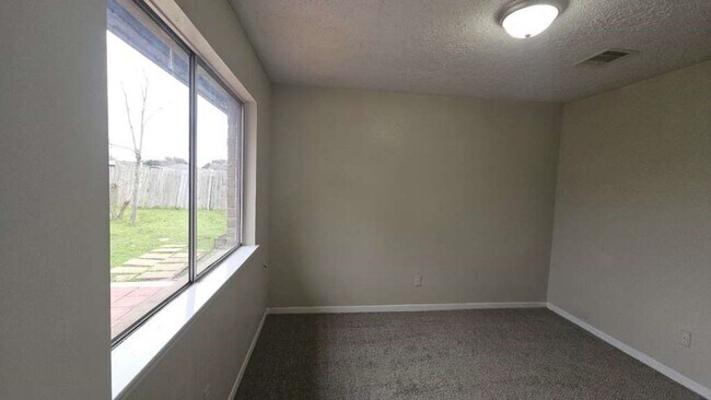 Photo - 7222 Northleaf Dr